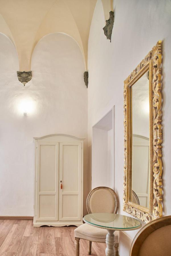 Palazzo Del Magnifico B&B เซียนา ภายนอก รูปภาพ