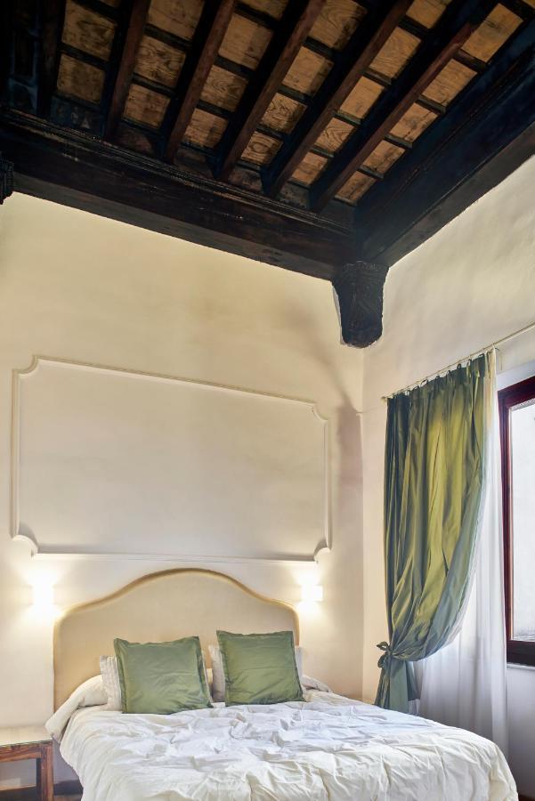 Palazzo Del Magnifico B&B เซียนา ภายนอก รูปภาพ