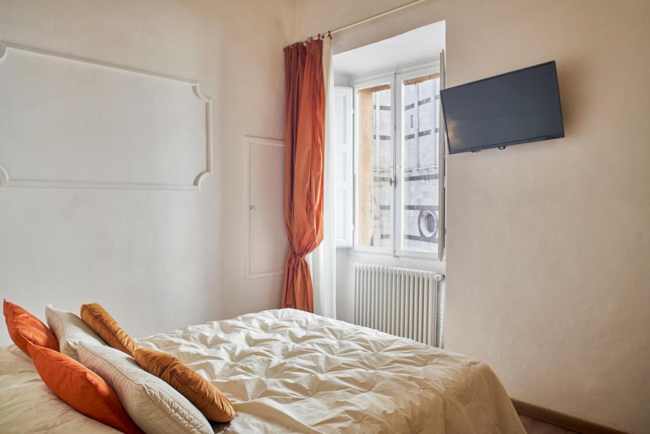 Palazzo Del Magnifico B&B เซียนา ภายนอก รูปภาพ