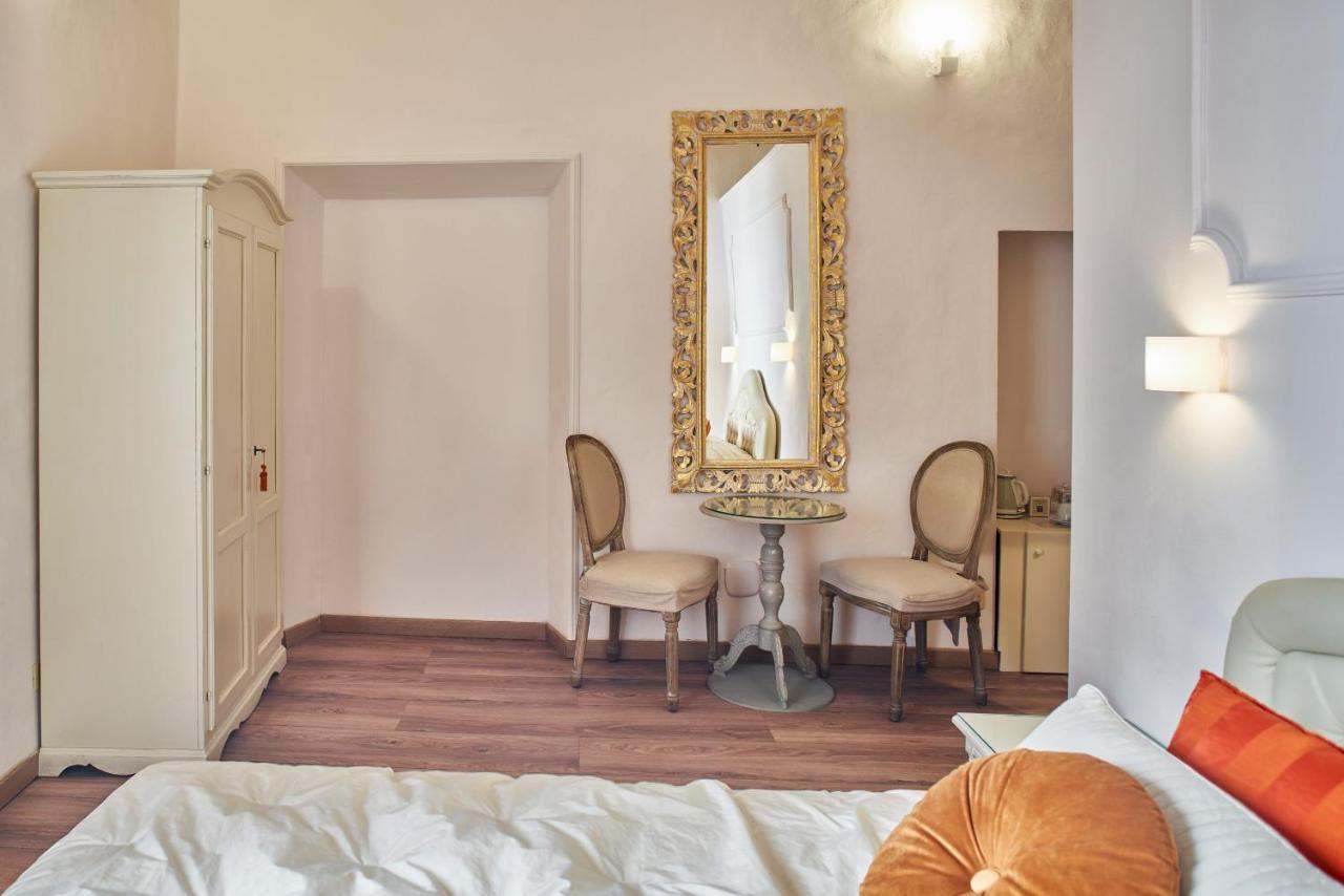 Palazzo Del Magnifico B&B เซียนา ภายนอก รูปภาพ