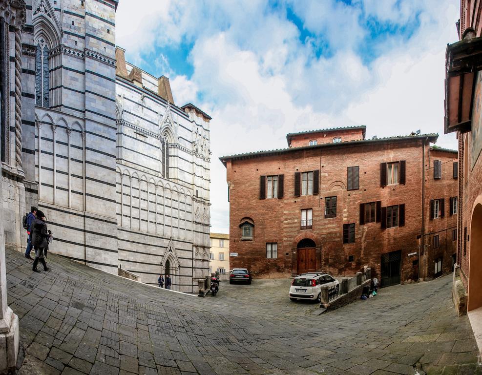 Palazzo Del Magnifico B&B เซียนา ภายนอก รูปภาพ