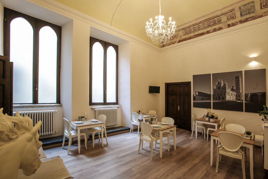 Palazzo Del Magnifico B&B เซียนา ภายนอก รูปภาพ