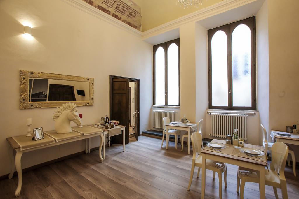 Palazzo Del Magnifico B&B เซียนา ภายนอก รูปภาพ